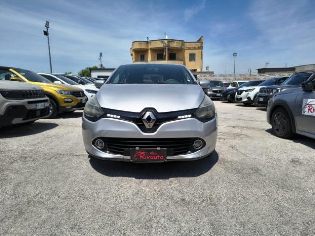 RENAULT Clio 1.2 75CV 5 porte Costume National rif. 23838386