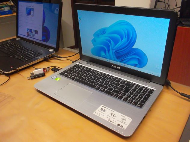 NOTEBOOK  ASUS K556UV  CORE I5-4GB+500GB-WINDOWS 11 - Foto 3