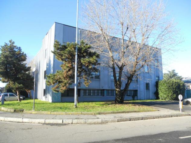 Immobile di 495 m² con più di 5 locali in vendita a Pero - Foto 2