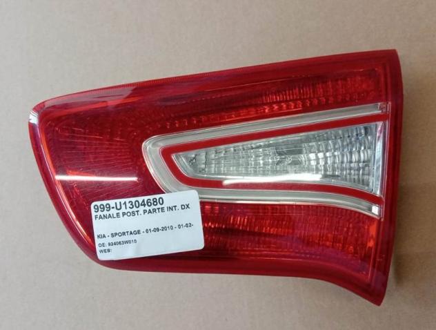 FANALE POST. PARTE INT. DX 999-U1304680 Parti elettriche  Fanaleria  Fanali  Fanale post. dx. KIA - SPORTAGE - 01-09-2010 - 01-02-2014