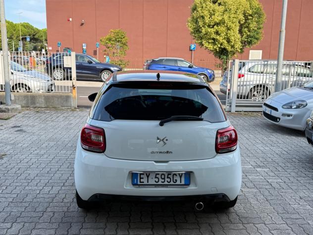 Ds DS3 1.2 CV82 So Chic - Foto 3