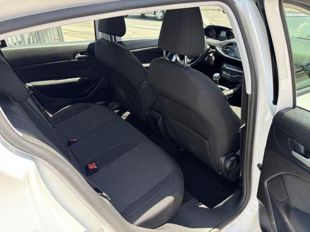PEUGEOT 308 BlueHDi 100 S&S Active rif. 23940132 - Foto 9