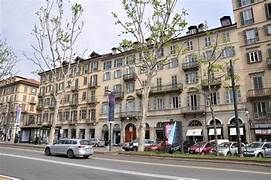 CORSO VITTORIO EMANUELE AMPIO MONOLOCALE ARREDATO