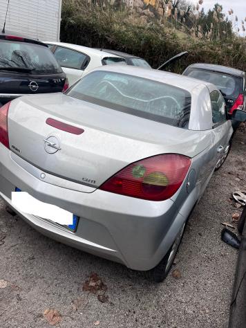 VARI PEZZI DI RICAMBIO OPEL TIGRA - Foto 2