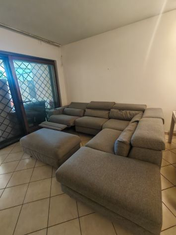 POLTRONESOFA' Divano Angolare con Penisola e Pouf - Foto 3