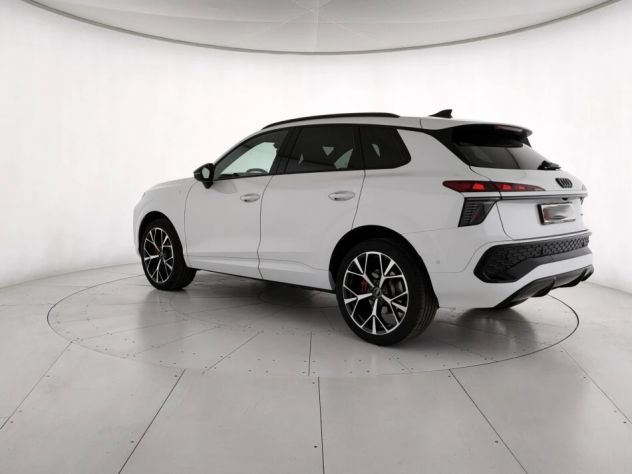 AUDI Q3 2.0 TFSI S LINE EDITION QUATTRO 265CV S-TRONIC - Foto 2