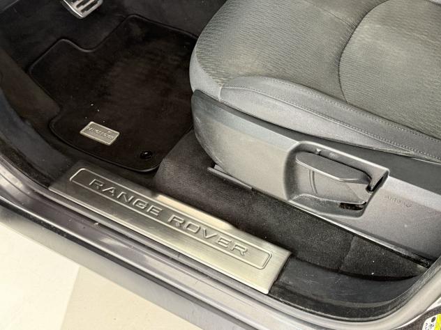 Land Rover Range Rover Evoque 2.0 TD4 150cv 4WD Pure - Foto 6