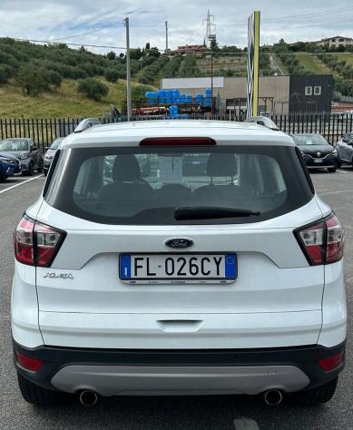 Ford Kuga 1.5 TDCi 120CV S&S 2WD Titanium - Foto 4