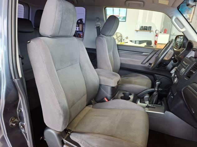 Mitsubishi Pajero 3.2 DI-D 16V 3p. Invite - Foto 8