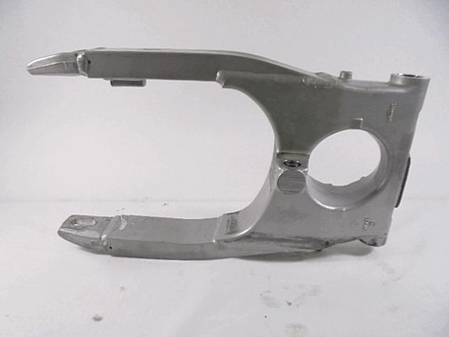 FORCELLONE POSTERIORE TRIUMPH SPRINT 955 RS 1999 - 2003 T2051161 SWINGARM CON DIFETTO - Foto 2