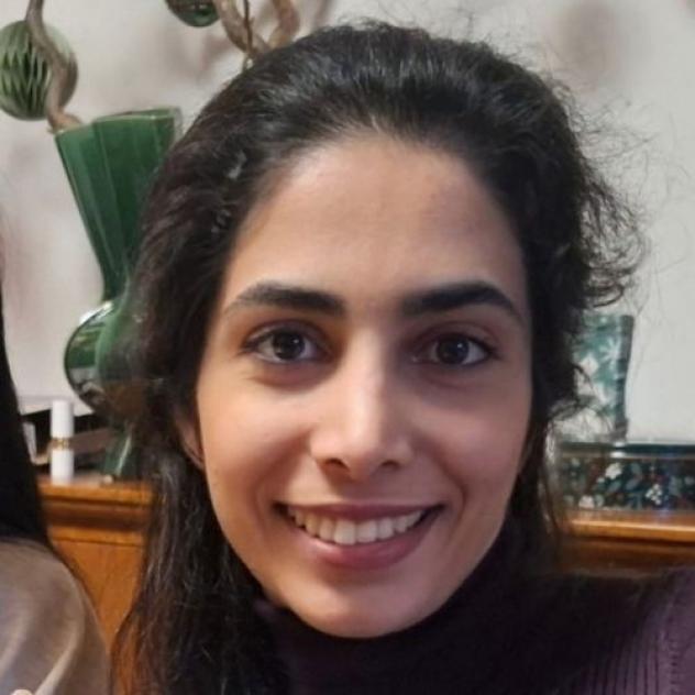 Faranak cerca una babysitter - lavoro da babysitter a Padova