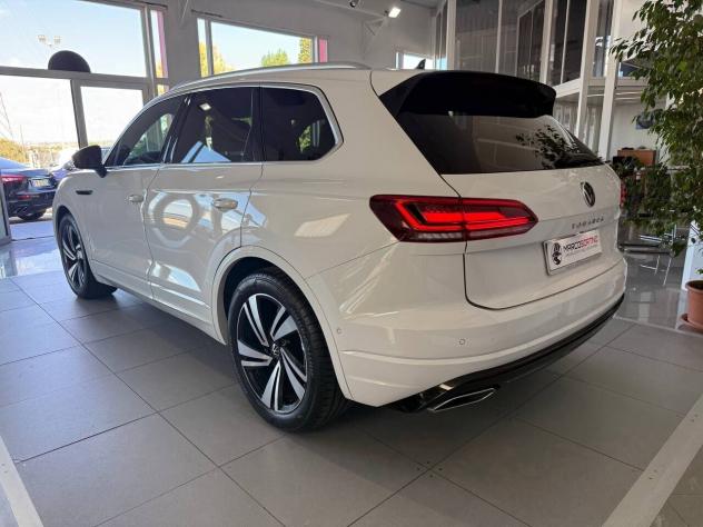 Volkswagen Touareg 3.0 V6 TDI 231 CV SCR R-Line - Foto 7