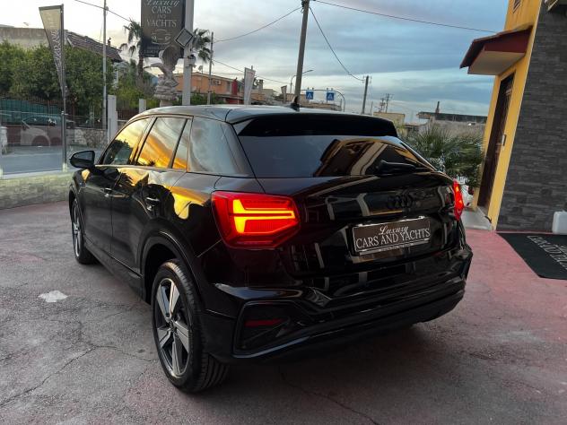 Audi Q2 30 TDI S Tronic 2XS Line -2024-TOTAL BLACK - Foto 4