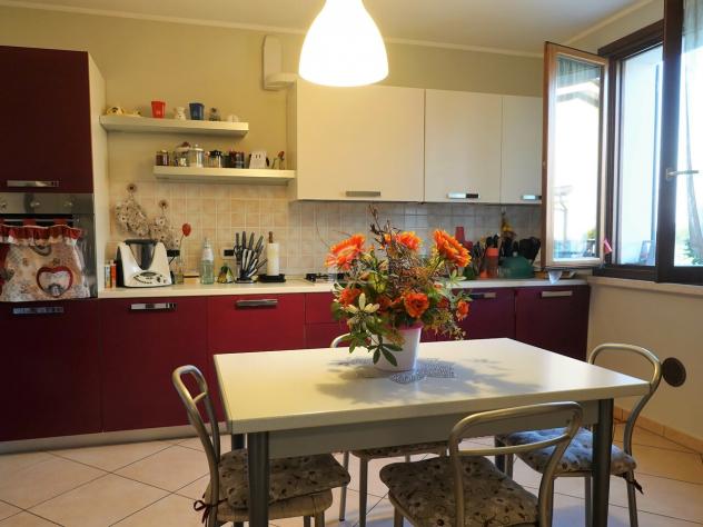 Suzzara vendesi bifamiliare 6 vani 200 Mq
