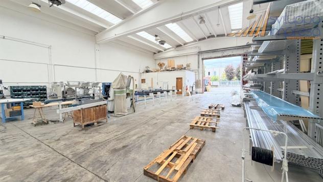 CAPANNONE CON PALAZZINA UFFICI IN VENDITA A BERNAREGGIO - Foto 17