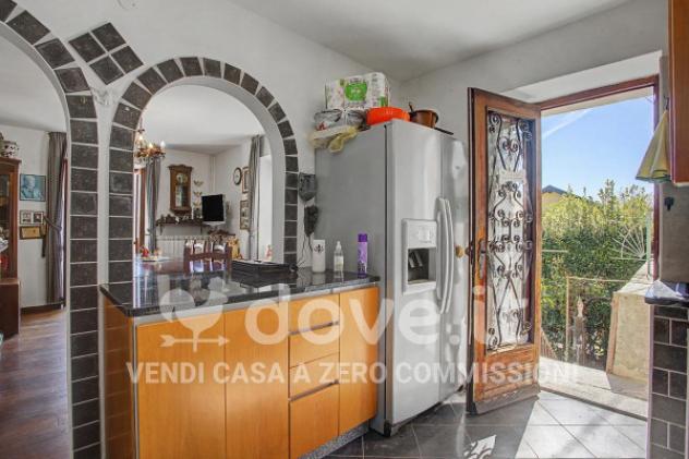 Villa di 207 m² con più di 5 locali in vendita a Maccagno con Pino e Veddasca - Foto 9