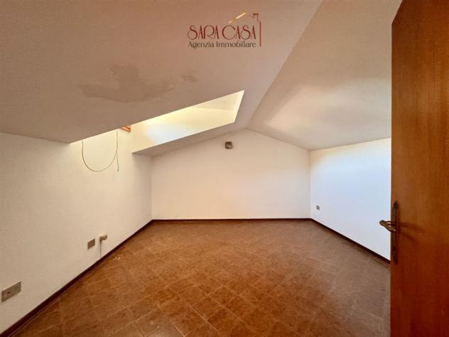 Appartamento al secondo ed ultimo piano con due camere da letto - Foto 7