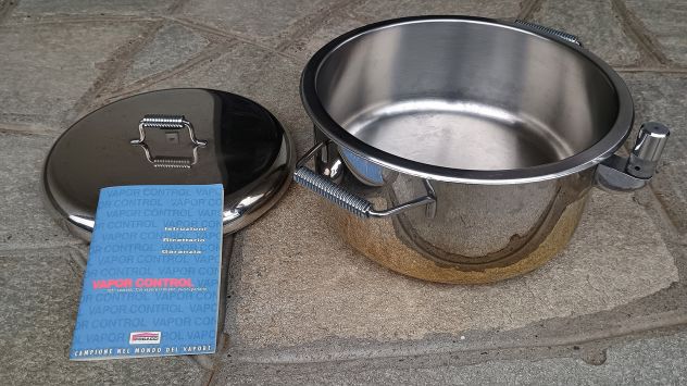 Pentola VAPOR CONTROL in acciaio inox, diametro interno cm. 26