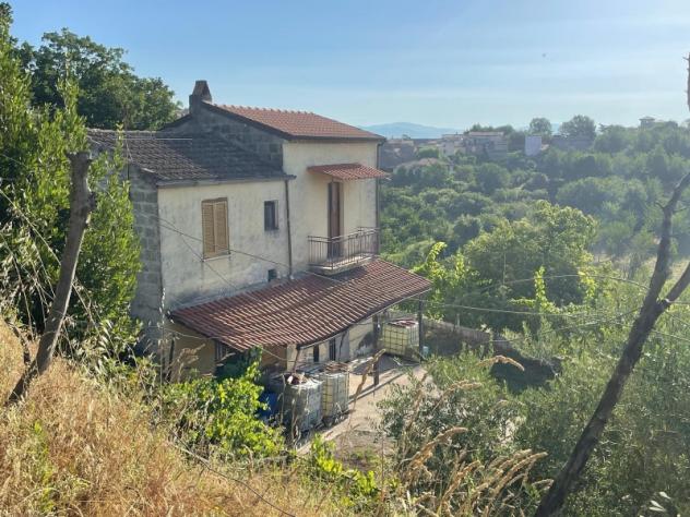 1946/TEANO Rustico/casale di mq 110 su due livelli a San Marco di Teano con 5.000 mq di terreno circostante. - Foto 2
