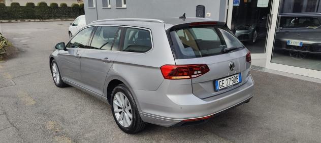 Volkswagen Passat Variant 2.0 TDI SCR 122 CV EVO DSG Business - Foto 9