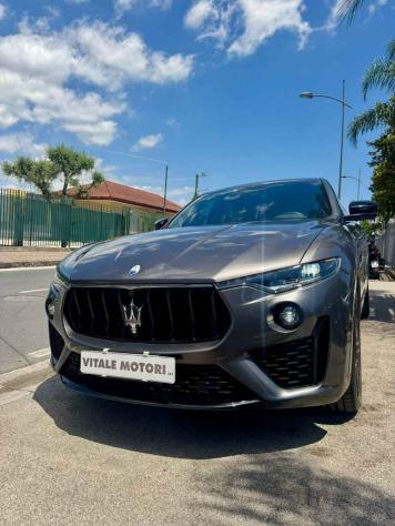 MASERATI LEVANTE MHEV 330 CV AWD GT - Foto 4