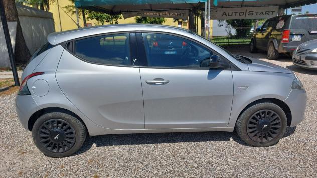 Lancia Ypsilon 1.2 69 CV 5 porte Gold - Foto 4