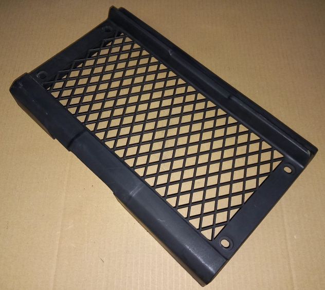 19011-KY4-900 GRIGLIA RADIATORE COME NUOVA ORIGINALE per HONDA NSR 125 F '88/'92 - Foto 2