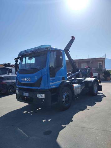 IVECO Eurocargo 180E25 scarrabile nuovo rif. 24085065