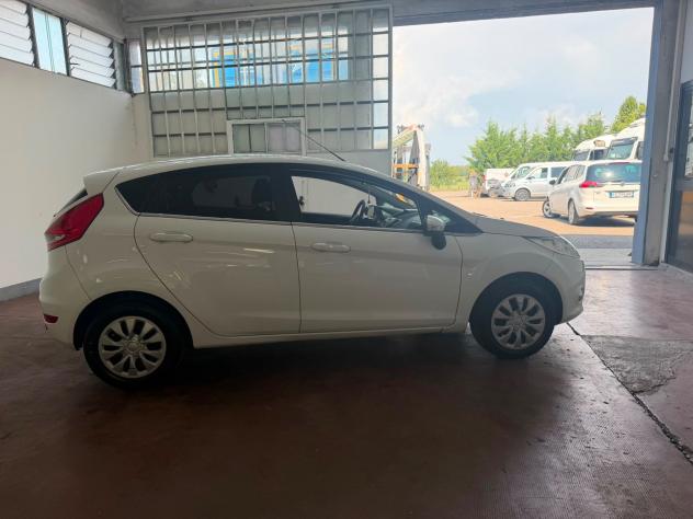 Ford Fiesta 1.4 5 porte Bz.- GPL Titanium - Foto 3