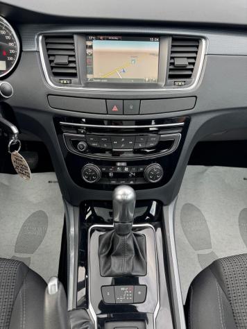 Peugeot 508 1.6 BLUEHDI 120CV EAT6 SW ALLURE 2016 - Foto 8