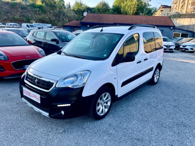 Peugeot Partner BlueHDi 100 Outdoor AUTOVETTURA