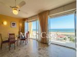 APPARTAMENTO CON AFFACCIO DIRETTO SUL MARE – LIDO DI CAMAIORE (LU)