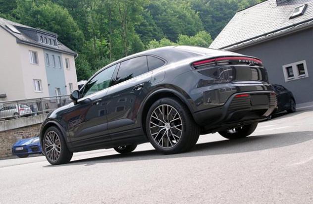 PORSCHE Macan Ev 265KW (360HP) rif. 22733683 - Foto 5