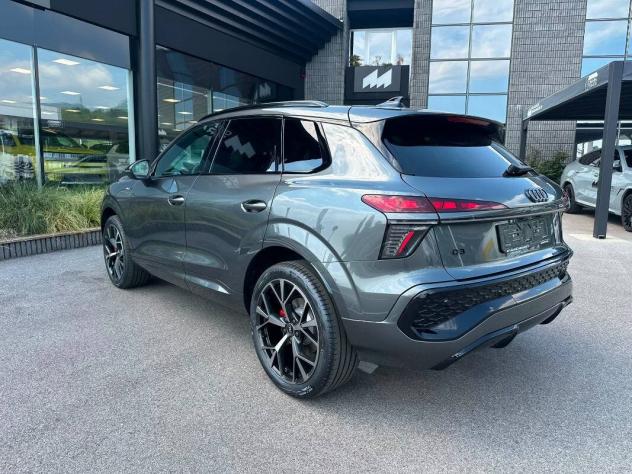 Audi Q3 2.0 tdi S line edition 150cv s-tronic - Foto 4