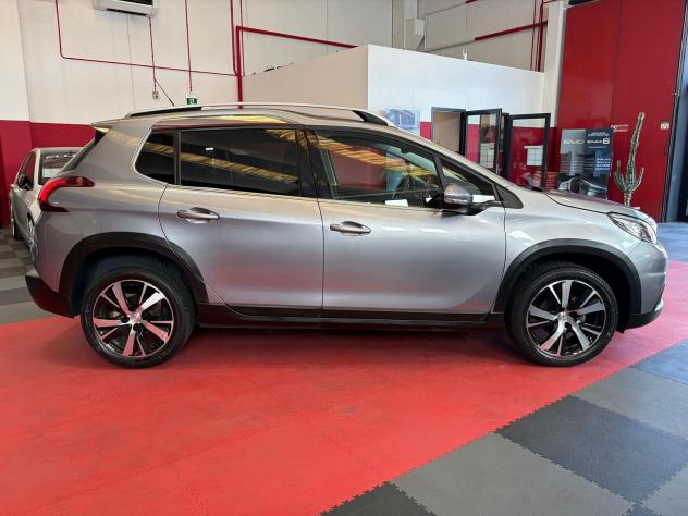 Peugeot 2008 BlueHDi 100 Allure S/S - Foto 4