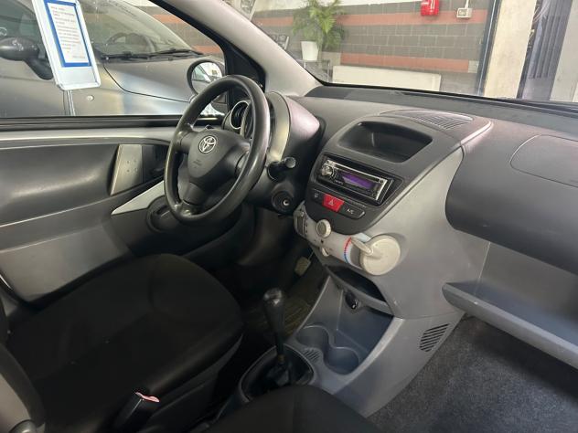 Toyota Aygo 1.0 12V VVT-i 5 porte Sol - Foto 6