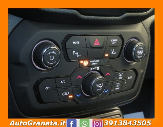 Jeep Renegade 1.6 MJet 120cv Business Navi. - Foto 10