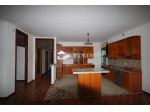 CASA INDIPENDENTE di 8 vani e di 370 mq (SUSEGANA) rif. RB122