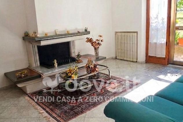 Villa di 219 m² con più di 5 locali in vendita a Torrita di Siena - Foto 2