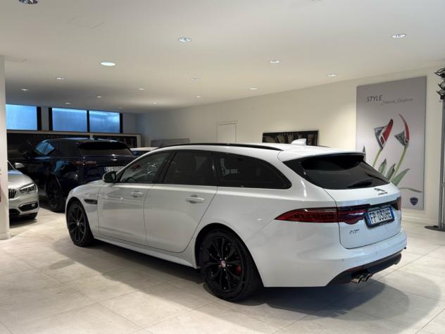 Jaguar XF Sportbrake 2.0D 180cv AWD auto Prestige Pelle 18” - Foto 6