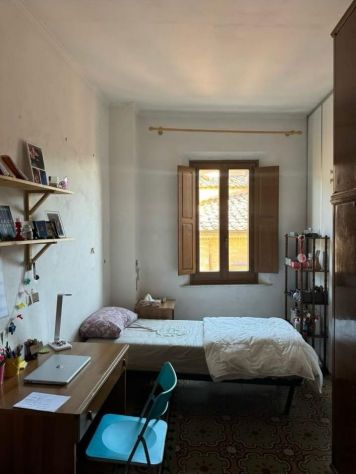 Stanza singola studentessa Siena Porta R