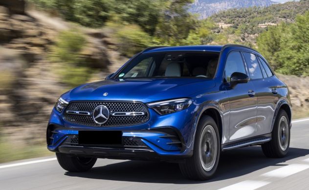 MUSATA COMPLETA MERCEDES GLC 2022