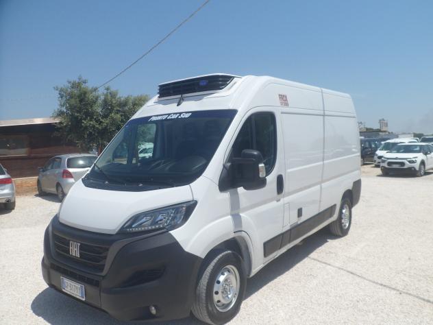 Fiat Ducato furgone medio alto frigo coibentato