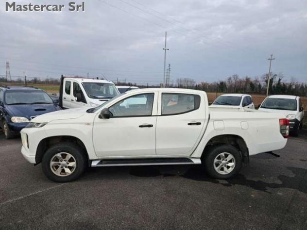 MITSUBISHI L200 L200 d.cab 2.3d Invite Connect 4wd 150cv - GF126CA rif. 23960408 - Foto 3