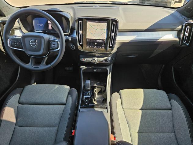 Volvo XC40 B3 Plus Black Edition auto - Foto 4