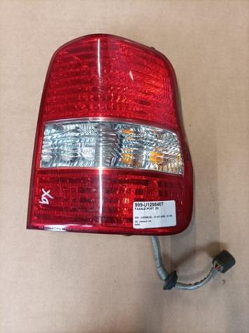 FANALE POST. DX 999-U1298407 Parti elettriche Fanaleria Fanali Fanale post. dx. KIA - CARNIVAL - 01-07-2006 - 01-06-2010