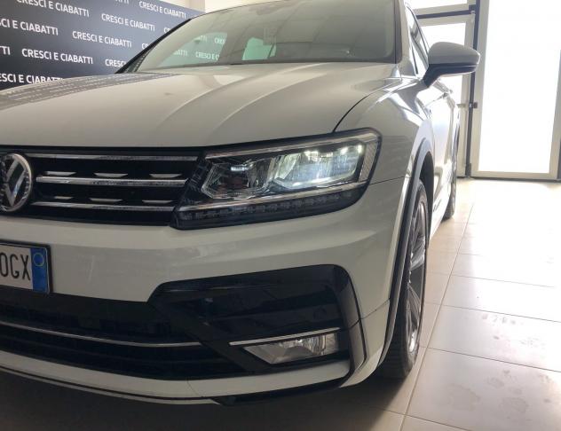 Volkswagen Tiguan 2.0 BiTDI DSG 4MOTION Executive R-Line BMT - Foto 5