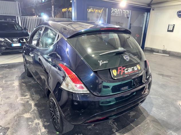 Lancia Ypsilon 1.2 69 CV 5 porte S&S Gold - Foto 8