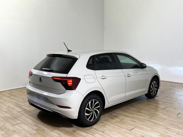 Volkswagen Polo Polo 1.0 Young 80cv - Foto 4