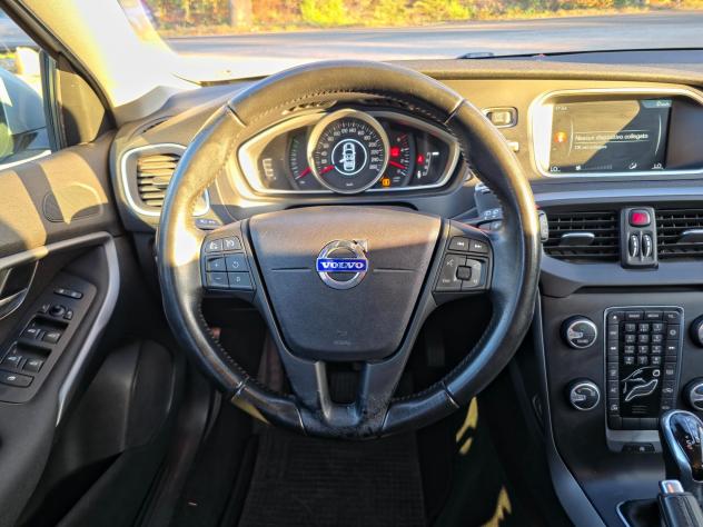 Volvo V40 D4 Momentum CV-120 Automatica E6 NEO 2016 - Foto 8